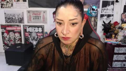 Snapshot of rollyderolandia666 chatting on October 14, 6:20 pm Rolly online show from October 14, 6:20 pm