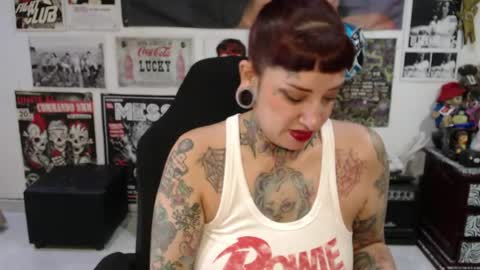 Rolly online show from May 4, 7:43 pm