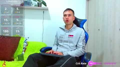Snapshot of rolos_hot32 chatting on September 12, 11:48 pm rolos_hot32 online show from September 12, 11:48 pm