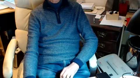 Snapshot of rolydawe chatting on February 26, 11:31 am rolydawe online show from February 26, 11:31 am