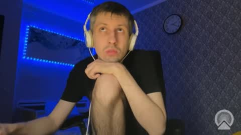 roma305991 online show from December 13, 9:20 pm