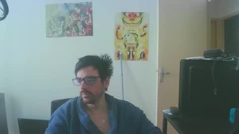 Snapshot of romainb72 chatting on February 26, 9:10 am romainb72 online show from February 26, 9:10 am