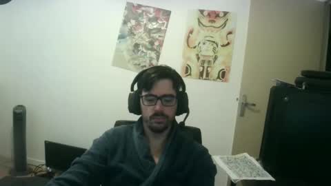 romainb72 online show from December 3, 7:49 am