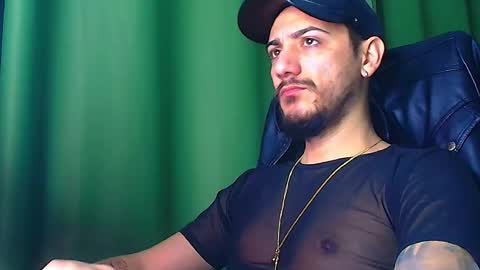 Snapshot of romaniamaster1 chatting on March 3, 6:30 am romaniamaster1 online show from March 3, 6:30 am