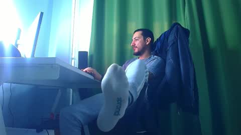 Snapshot of romaniamaster1 chatting on March 4, 7:14 am romaniamaster1 online show from March 4, 7:14 am