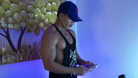 romano_kentt12 online show from February 23, 1:25 am