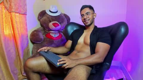 Roman online show from February 2, 3:39 pm