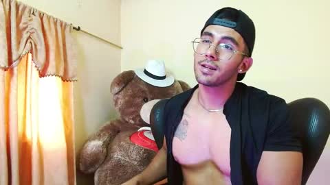 Roman online show from February 12, 5:37 pm