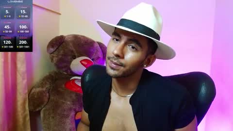 Roman online show from February 13, 9:49 pm