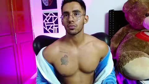 Roman online show from February 24, 6:26 pm