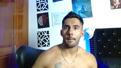 Roman online show from May 12, 9:01 pm