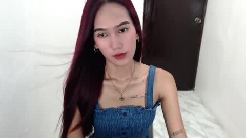 JESICCA online show from April 27, 6:33 am