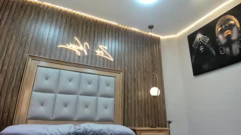 Snapshot of romeo__bossi chatting on March 21, 11:26 am Romeo Bossi online show from March 21, 11:26 am