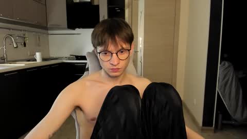 Romeo online show from September 19, 9:37 pm