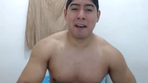 Snapshot of romeo_myroom chatting on October 12, 4:50 pm Romeos Room online show from October 12, 4:50 pm