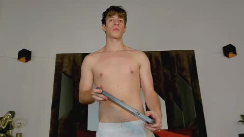 Romeo Ricci online show from May 27, 1:02 am