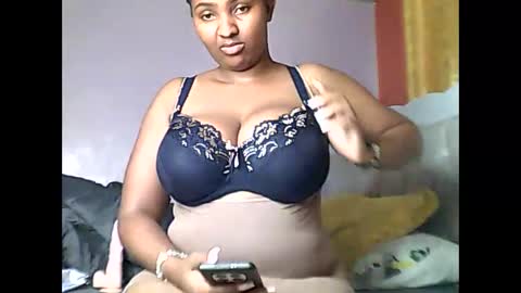Snapshot of romina_26 chatting on May 15, 7:54 pm Romina 26 online show from May 15, 7:54 pm