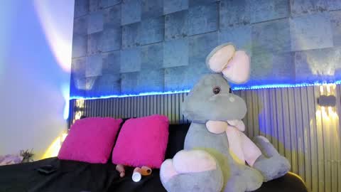 Rominna online show from January 13, 1:23 am