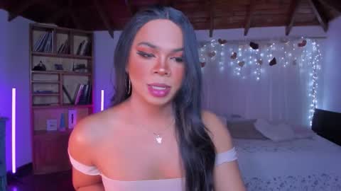 Romi Rouse online show from March 5, 4:19 am