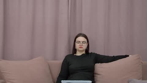 Monica online show from May 13, 10:34 am