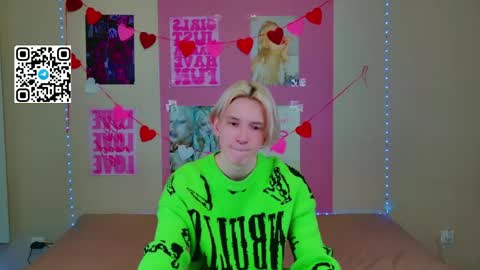 Snapshot of ron_vilss chatting on February 20, 6:26 am Ron online show from February 20, 6:26 am