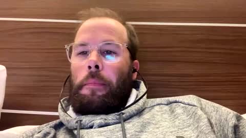 Snapshot of ronald2774 chatting on November 4, 1:16 am ronald2774 online show from November 4, 1:16 am