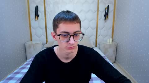 ronbevs online show from May 7, 8:14 pm