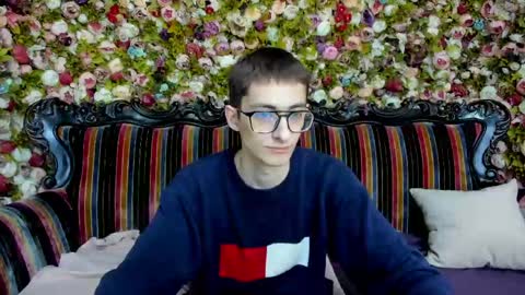 ronbevs online show from May 15, 8:49 pm