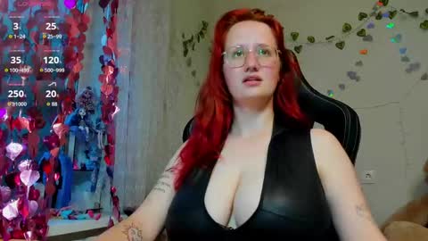 Snapshot of roniya_v chatting on May 4, 4:25 pm Spicy lady Kristy online show from May 4, 4:25 pm