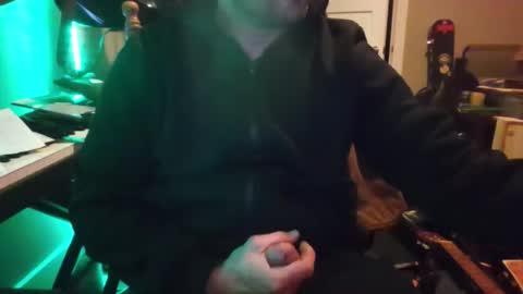 Snapshot of ronniejohnston13 chatting on March 14, 7:36 am ronniejohnston13 online show from March 14, 7:36 am