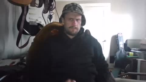 Snapshot of ronniejohnston13 chatting on March 19, 10:03 pm ronniejohnston13 online show from March 19, 10:03 pm