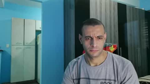 ronny online show from June 15, 8:22 pm