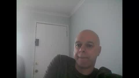 Snapshot of rooboy55 chatting on February 22, 2:56 am rooboy55 online show from February 22, 2:56 am
