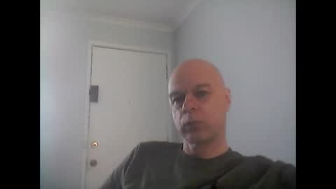 Snapshot of rooboy55 chatting on March 29, 2:33 am rooboy55 online show from March 29, 2:33 am