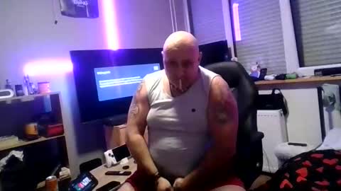 Snapshot of rooosveltooo chatting on March 28, 8:52 pm rooosveltooo online show from March 28, 8:52 pm