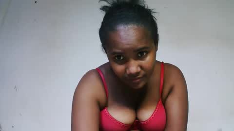 roosesexy online show from June 5, 6:57 pm