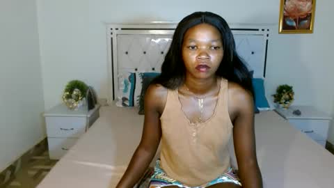 Rorenah online show from May 15, 6:59 pm