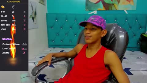 Snapshot of rory_castro chatting on November 4, 10:31 pm RORY CASTRO online show from November 4, 10:31 pm