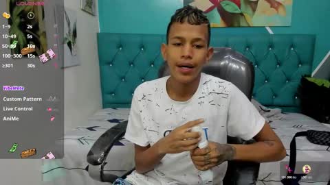 Snapshot of rory_castro chatting on November 19, 10:32 pm RORY CASTRO online show from November 19, 10:32 pm