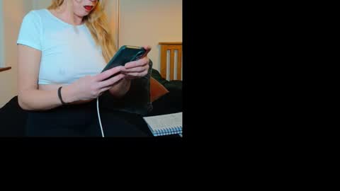 Goldie online show from January 7, 4:31 pm