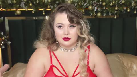 Snapshot of rosa1ia chatting on December 29, 3:22 am Chloe online show from December 29, 3:22 am