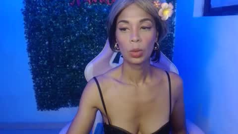 Snapshot of rosa_skinny chatting on March 5, 12:39 am rosa online show from March 5, 12:39 am