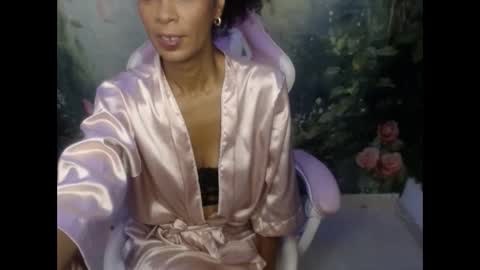 Snapshot of rosa_skinny chatting on May 20, 7:20 pm rosa online show from May 20, 7:20 pm