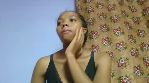 rosah225127 online show from April 27, 4:05 pm