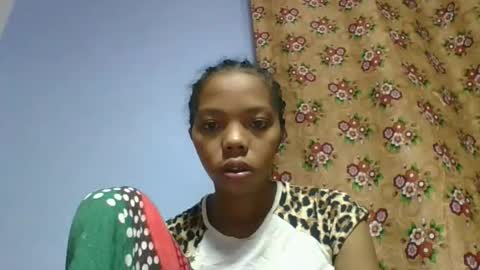 rosah225127 online show from April 28, 3:44 am