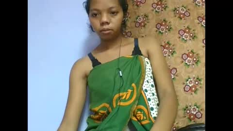 rosah225127 online show from May 17, 3:41 pm