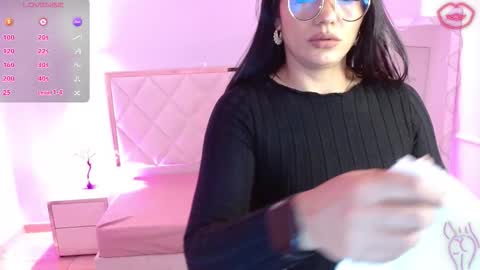 Snapshot of rosalind_tay chatting on March 10, 11:15 am ROSALIN online show from March 10, 11:15 am