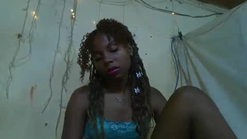 Rosalinda online show from May 3, 11:33 pm