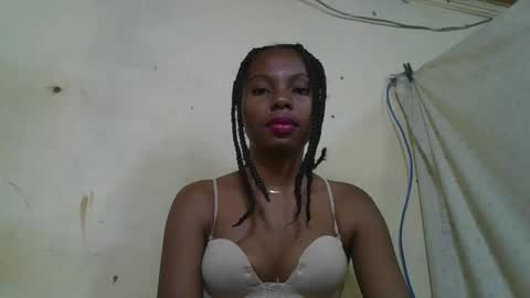 Rosalinda online show from May 6, 8:25 pm