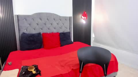 Snapshot of rosalinda_cortez chatting on March 24, 3:17 pm Rosalinda online show from March 24, 3:17 pm